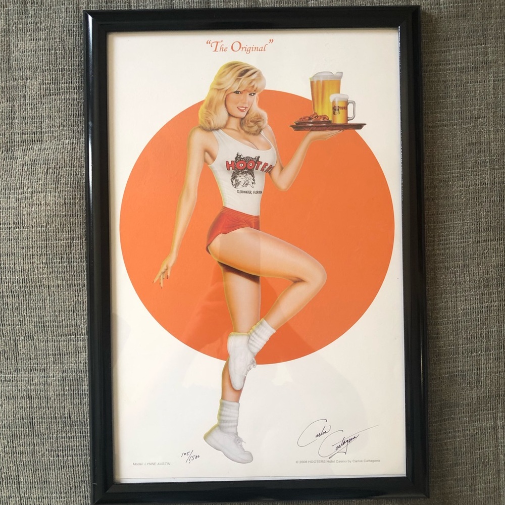 Hooters “The Original” Lithograph. Autographed!!